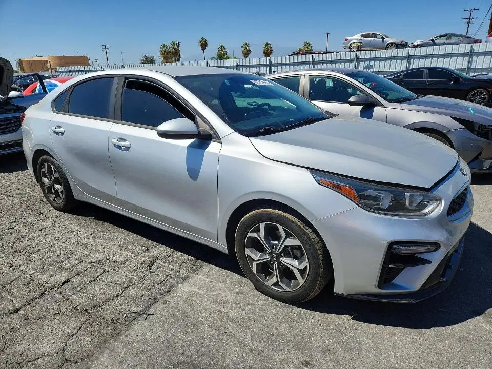 2020 KIA Forte VIN 3KPF24AD2LE192983 фото 4