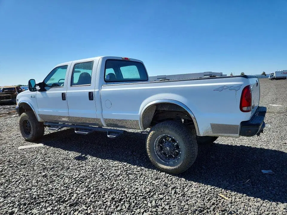 1FTSW31L62EB00367 — 2002 Ford F350, Пожар, фото до ремонта