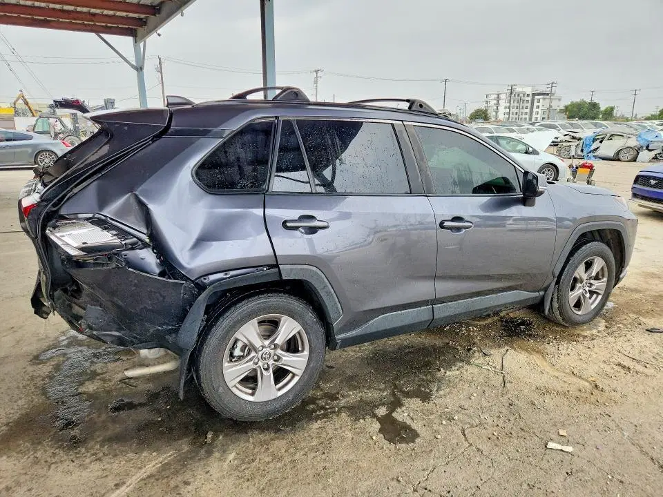 2023 Toyota RAV4 VIN JTMW1RFV5PD103772 фото 3