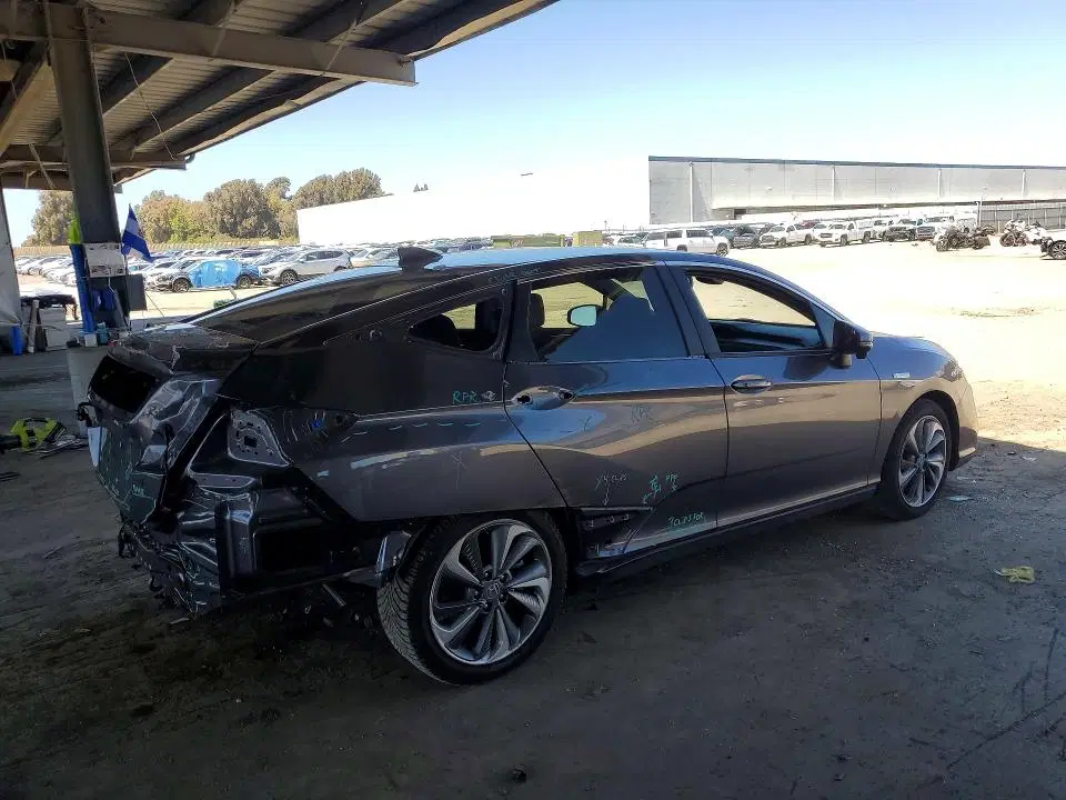 2018 Honda Clarity VIN JHMZC5F18JC009233 фото 3
