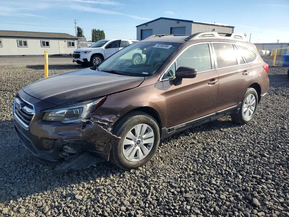 4S4BSAFC5K3368472 — 2019 Subaru Outback, Передняя часть, фото до ремонта