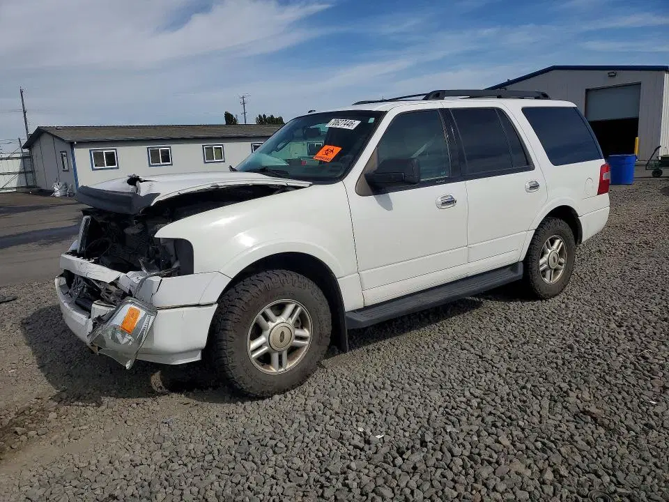 1FMJU1J54EEF35265 — 2014 Ford Expedition, Передняя часть, фото до ремонта