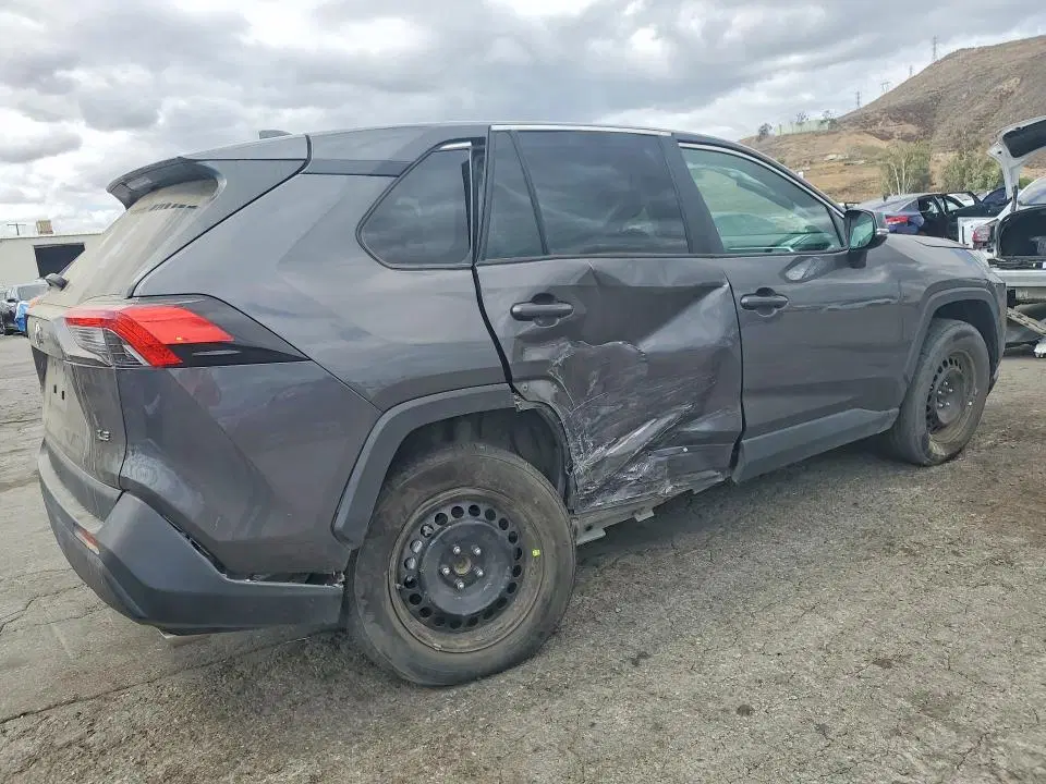 2025 Toyota RAV4 VIN 2T3K1RFV1SW374922 фото 3