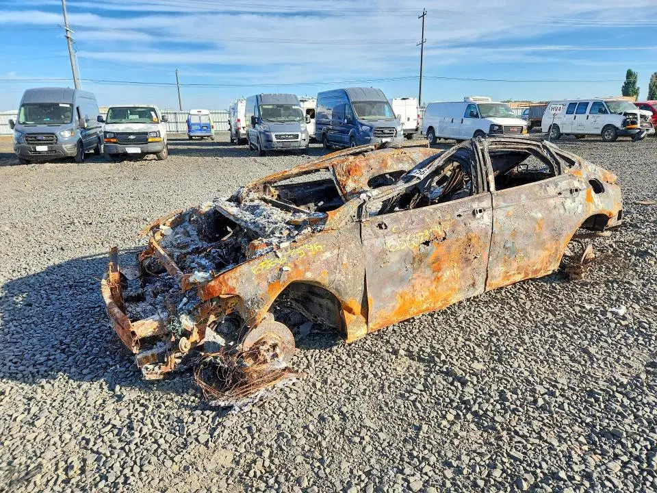 3FA6P0D90ER112440 — 2014 Ford Fusion, Пожар (Burn), фото до ремонта