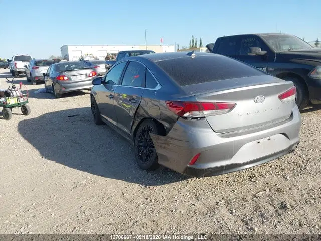 2018 Hyundai SONATA SE VIN 5NPE24AF8JH670958 фото 3