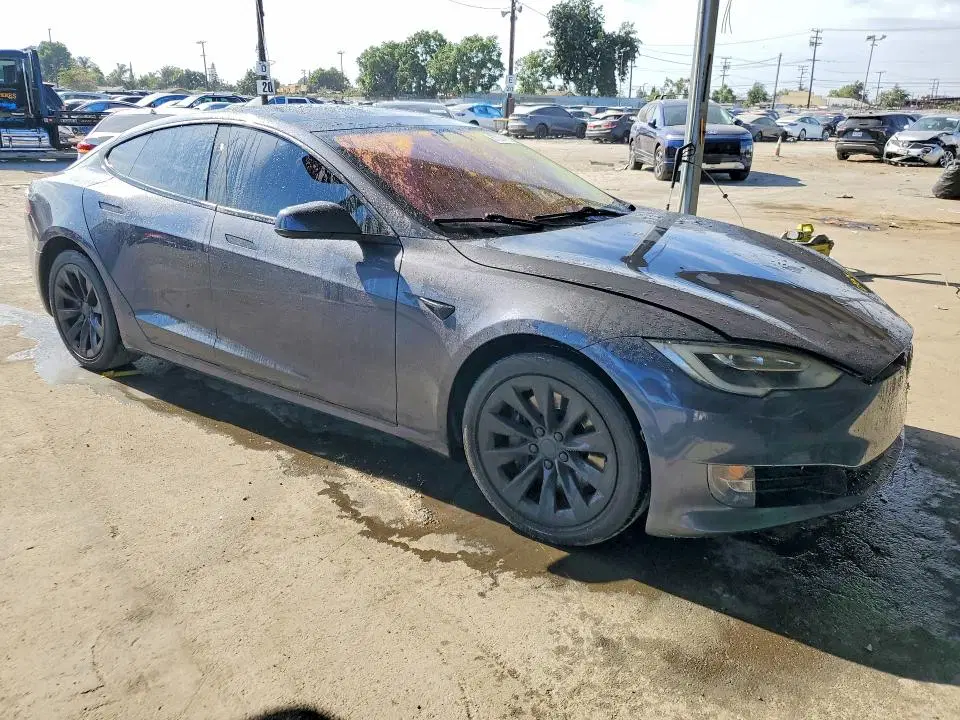 2018 Tesla MODEL S VIN 5YJSA1E27JF269203 фото 4