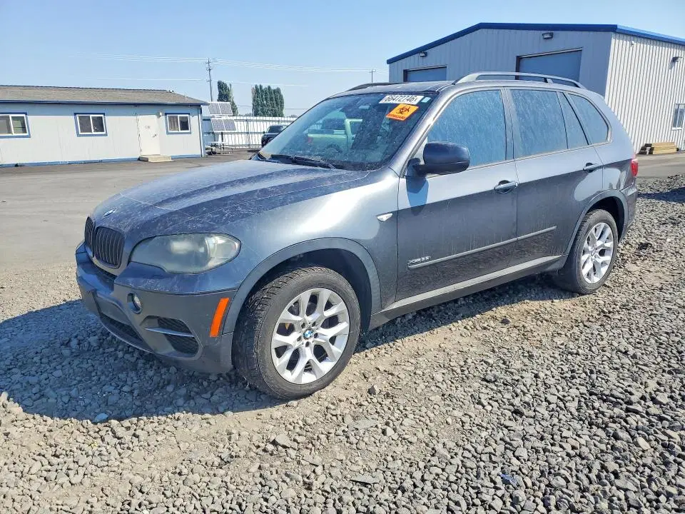 5UXZV4C58BL740984 — 2011 BMW X5, Передняя часть (Front End), фото до ремонта