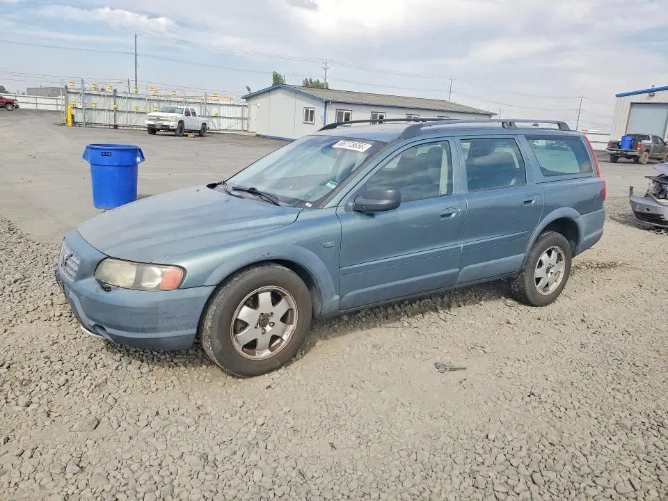 YV1SZ58DX11033662 — 2001 Volvo V70, Боковая часть, фото до ремонта