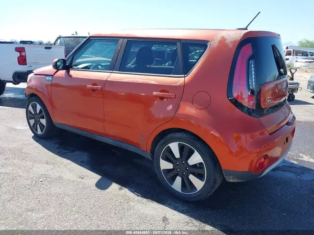 2018 KIA SOUL + VIN KNDJP3A51J7563790 фото 3