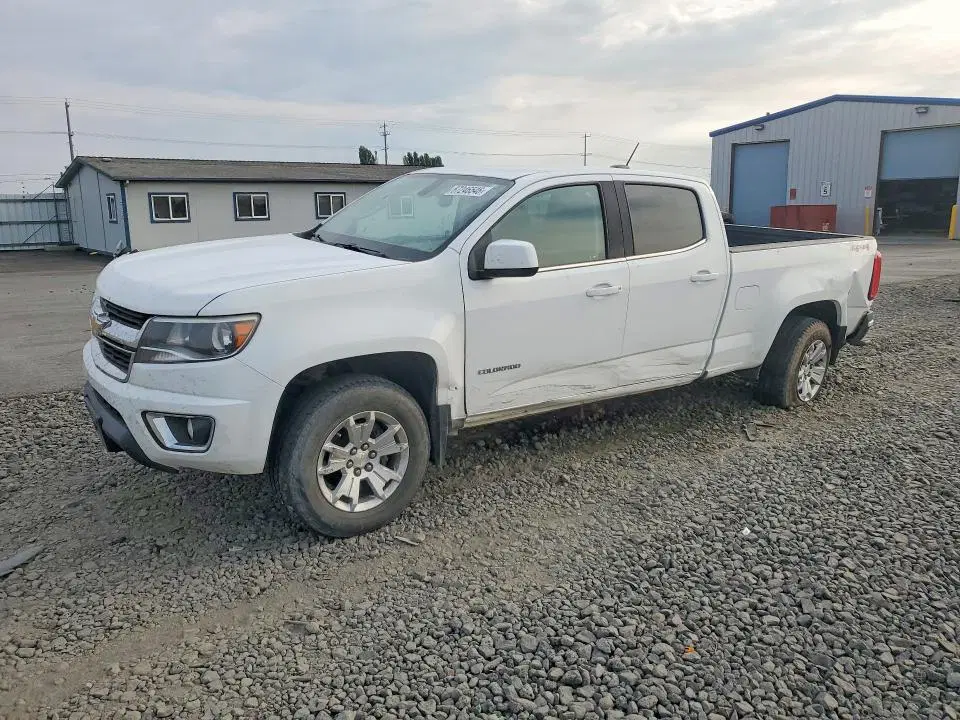 1GCGTCEN2J1147752 — 2018 Chevrolet Colorado, Задняя часть (Rear End), фото до ремонта