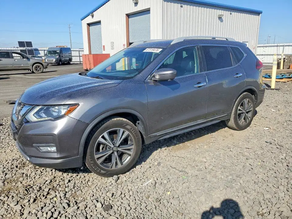 5N1AT2MT4JC736561 — 2018 Nissan Rogue, Боковая часть, фото до ремонта
