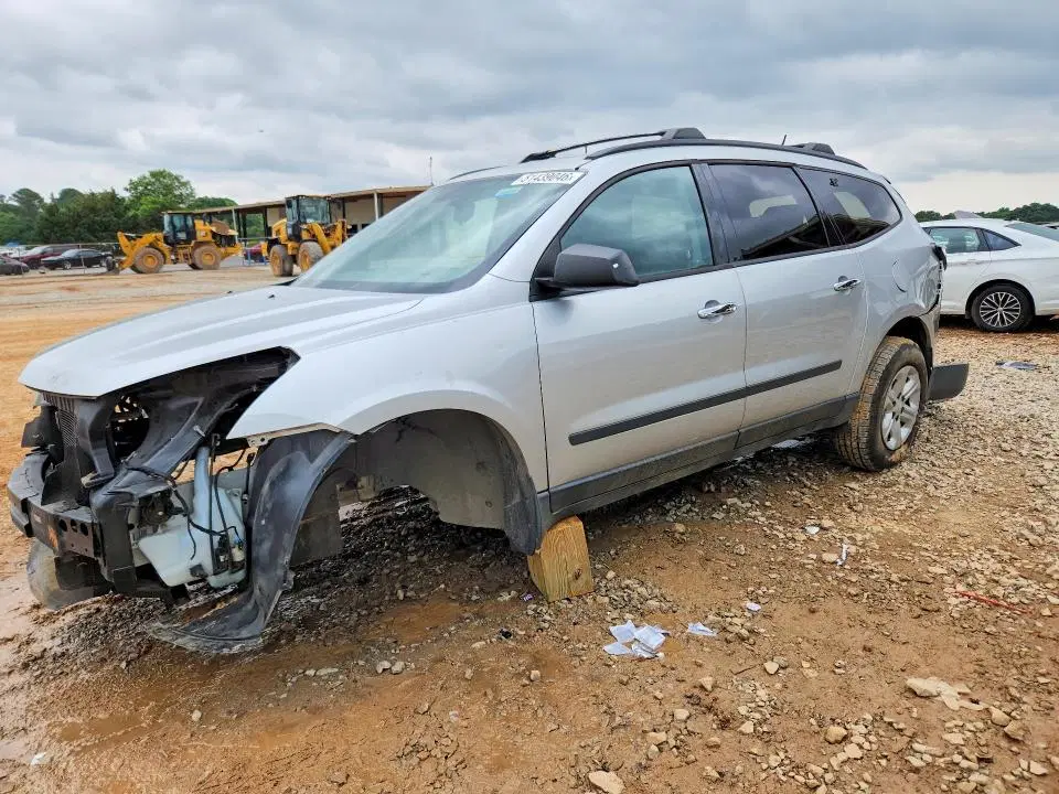 1GNKRFED2GJ321384 — 2016 Chevrolet Traverse, Разукомплектован (Stripped), фото до ремонта