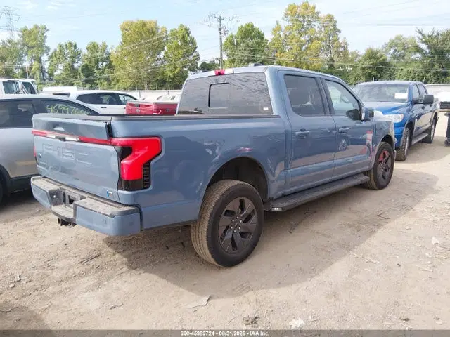 2023 Ford F-150 Lightning Lariat VIN 1FT6W1EV9PWG06360 фото 4