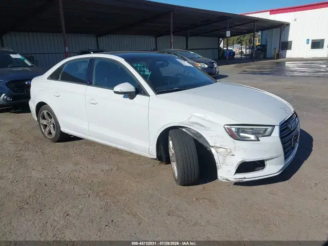WAUAUGFF4H1039240 — 2017 Audi A3 Premium, Right Front, фото до ремонта