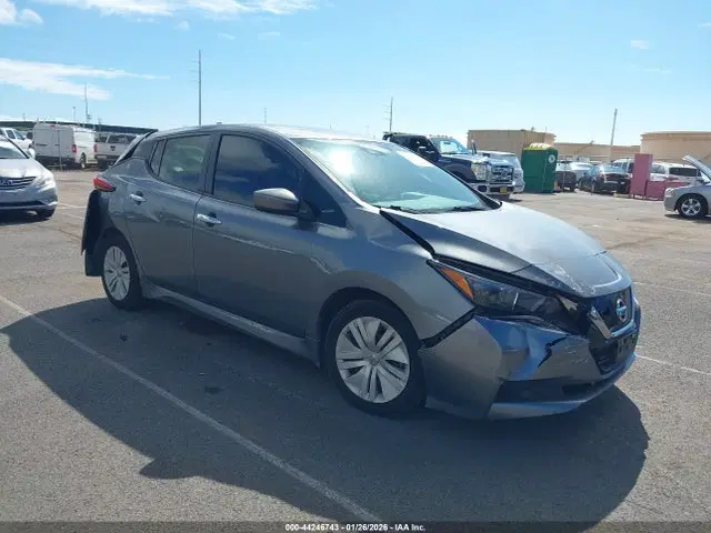 1N4AZ1BV7NC561932 — 2022 Nissan Leaf S 40 Kwh, Задняя часть (Rear), фото до ремонта