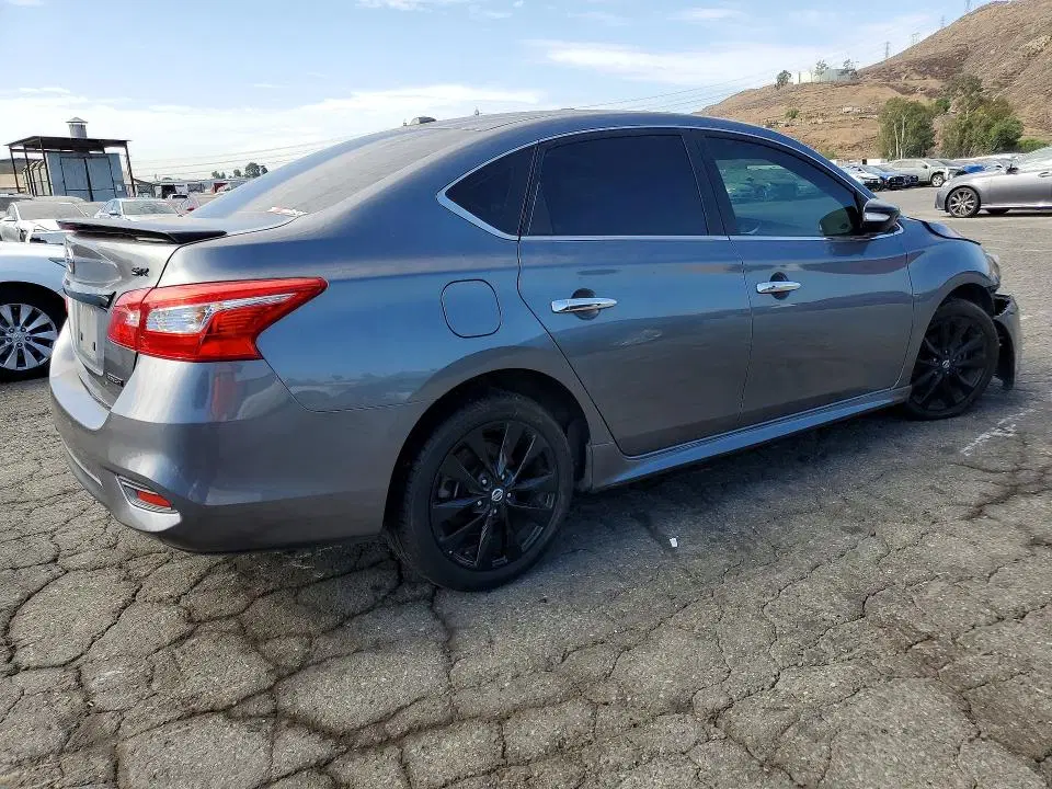 2018 Nissan Sentra VIN 3N1AB7AP8JY271627 фото 3