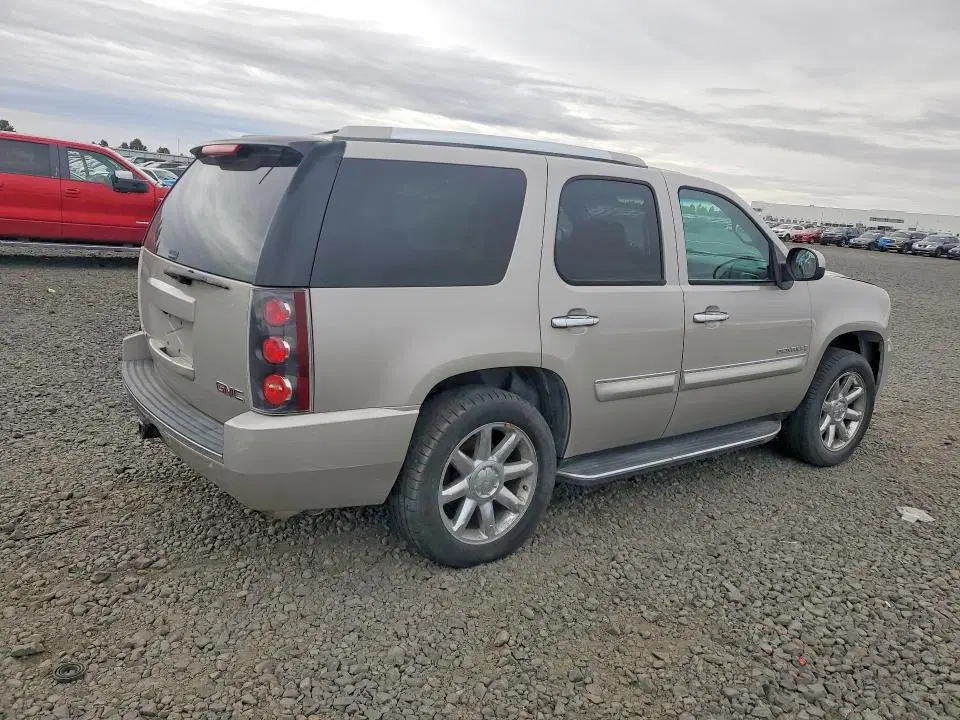 2007 GMC YUKON VIN 1GKFK63847J261794 фото 3