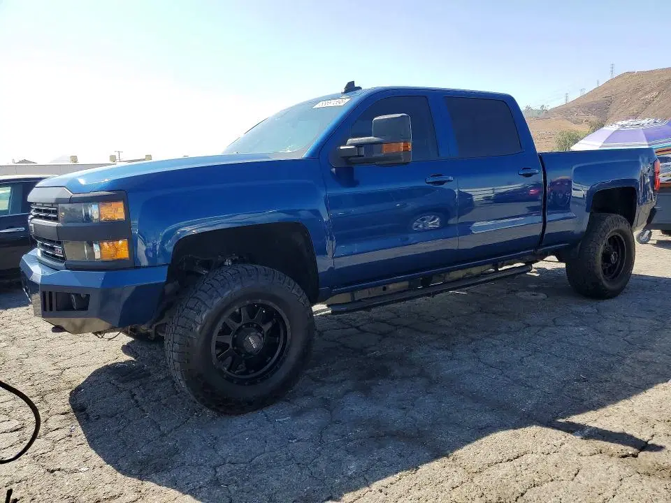 1GC1KWE81GF264738 — 2016 Chevrolet Silverado, Задняя часть, фото до ремонта