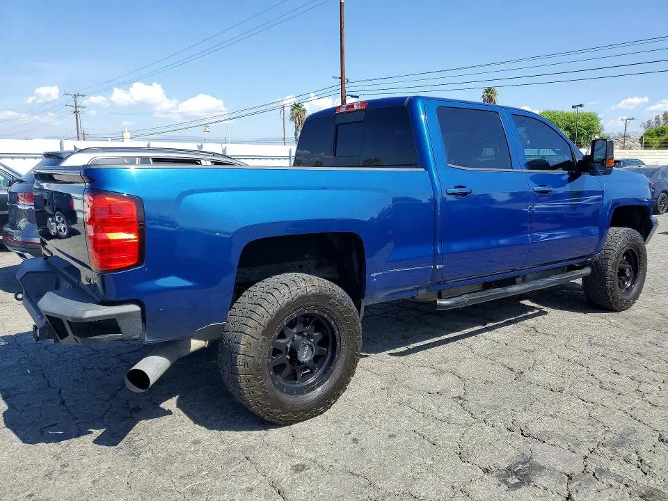 2016 Chevrolet Silverado VIN 1GC1KWE81GF264738 фото 3