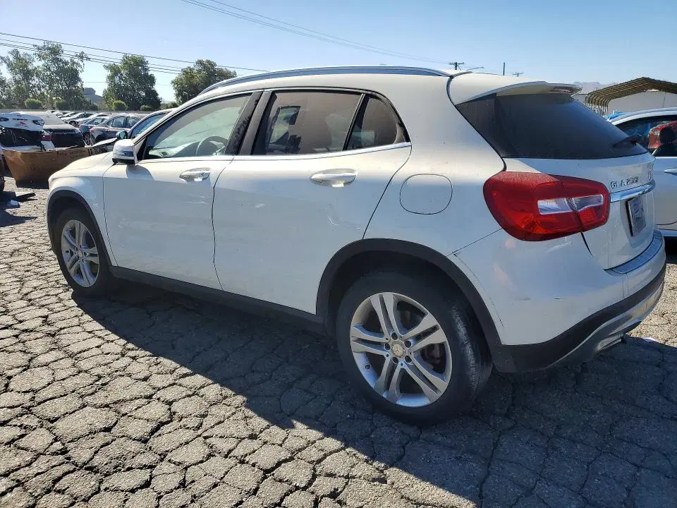 2017 Mercedes-Benz GLA VIN WDCTG4EB8HJ356139 фото 2