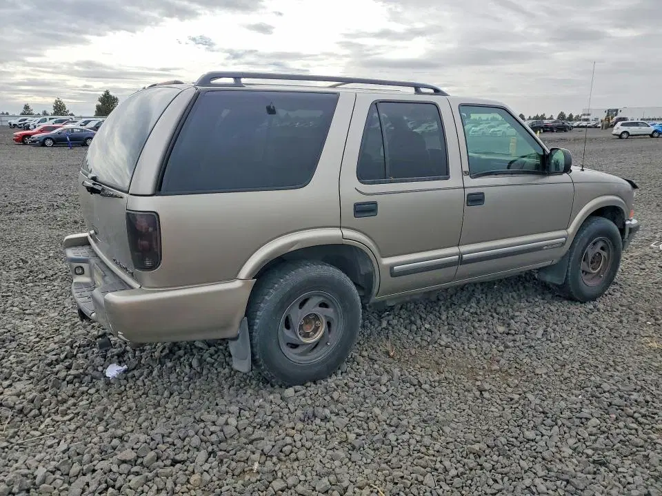2001 CHEVROLET BLAZER VIN 1GNDT13W112224616 фото 3