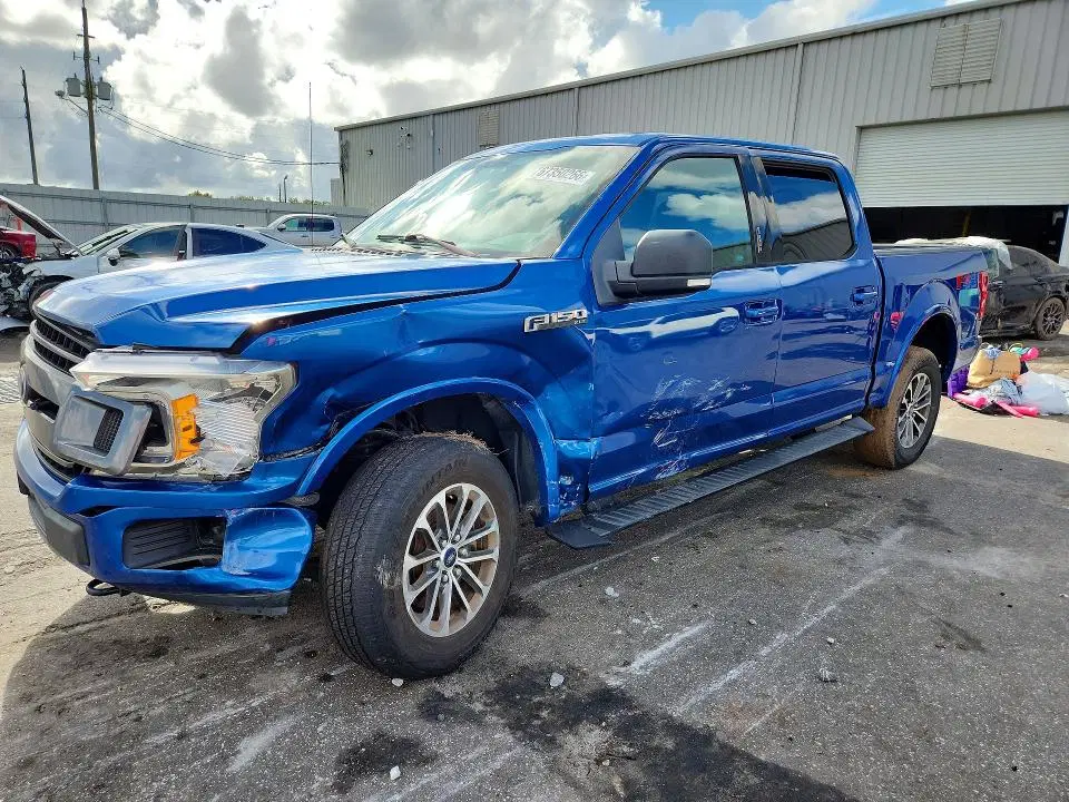 1FTEW1E51JFB22265 — 2018 Ford F150, Передняя часть, фото до ремонта