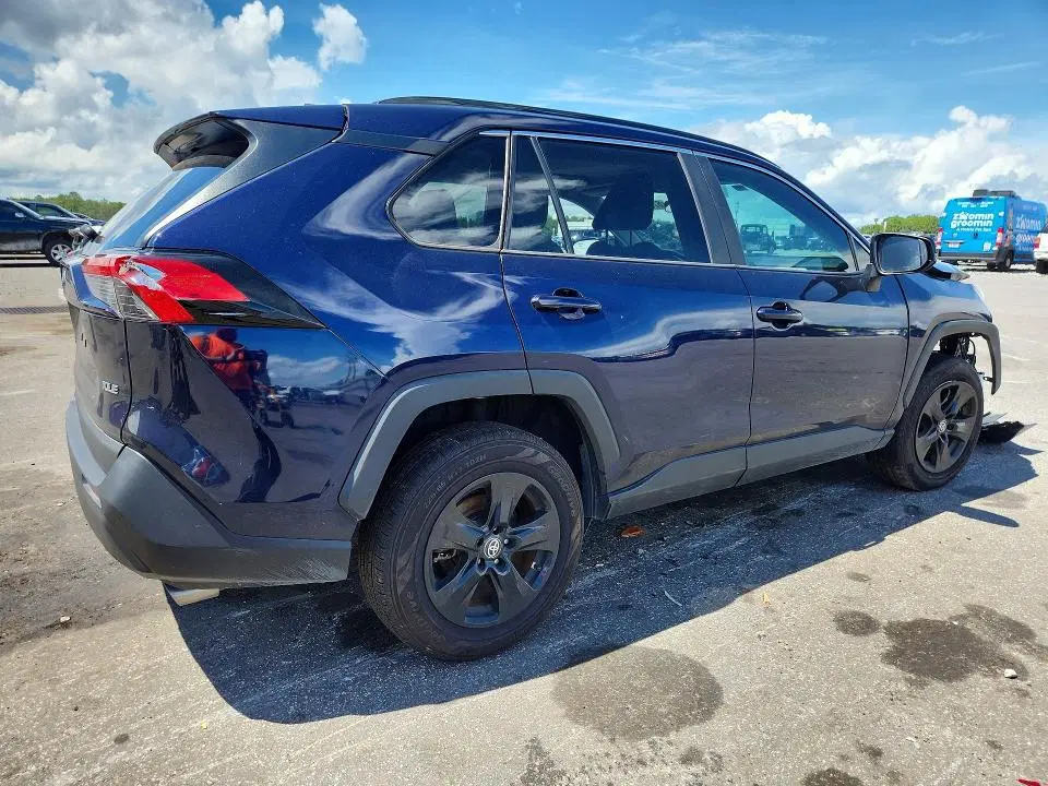 2021 TOYOTA RAV4 VIN 2T3W1RFV8MW172809 фото 3