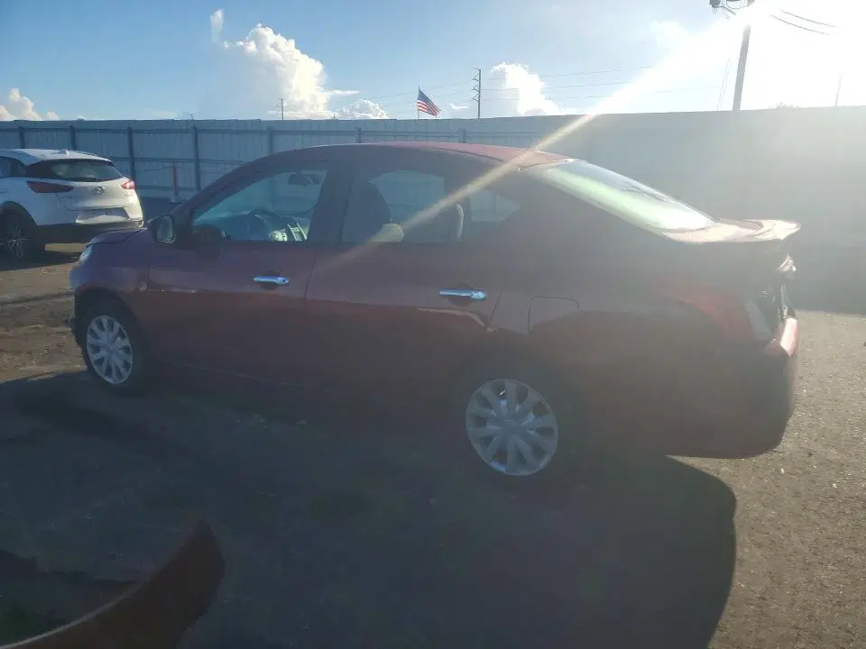 2019 NISSAN VERSA VIN 3N1CN7AP9KL822307 фото 2