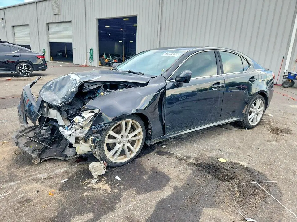 JTHBK262775043074 — 2007 Lexus IS 250, Передняя часть, фото до ремонта