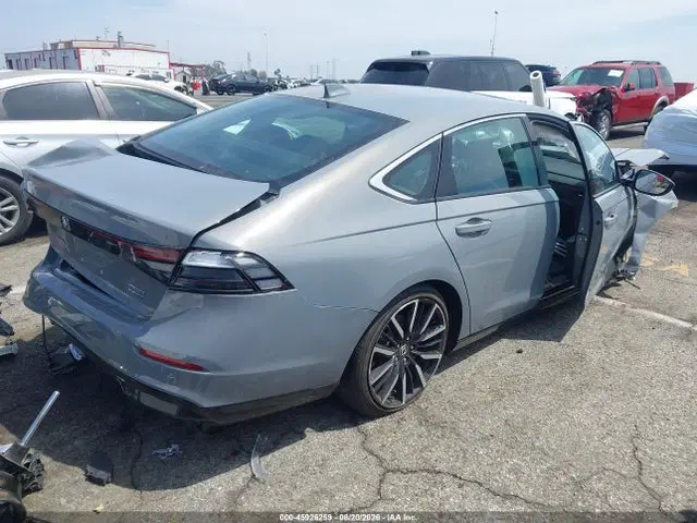 2025 Honda Accord Hybrid Touring VIN 1HGCY2F83SA004881 фото 4