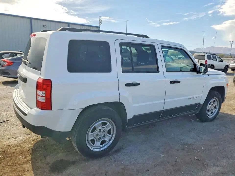 2014 Jeep Patriot VIN 1C4NJPBA6ED720453 фото 3