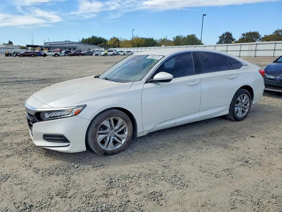 1HGCV1F1XKA167694 — 2019 Honda Accord, Передняя часть, фото до ремонта