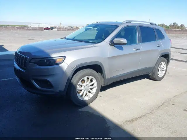 2019 Jeep Cherokee Latitude 4x4 VIN 1C4PJMCB9KD449429 фото 2
