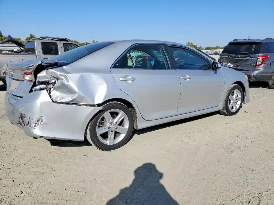 2014 Toyota Camry VIN 4T1BF1FK8EU774112 фото 3