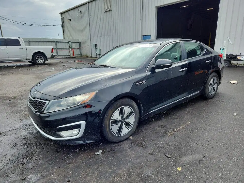 KNAGM4AD2C5012103 — 2012 Kia Optima, Боковая часть, фото до ремонта