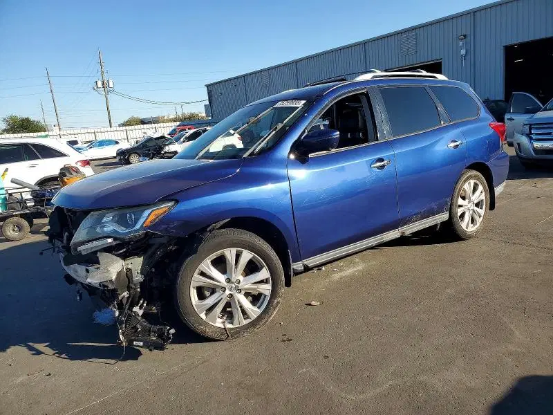 5N1DR2MMXJC650160 — 2018 Nissan Pathfinder, Подтопление, фото до ремонта