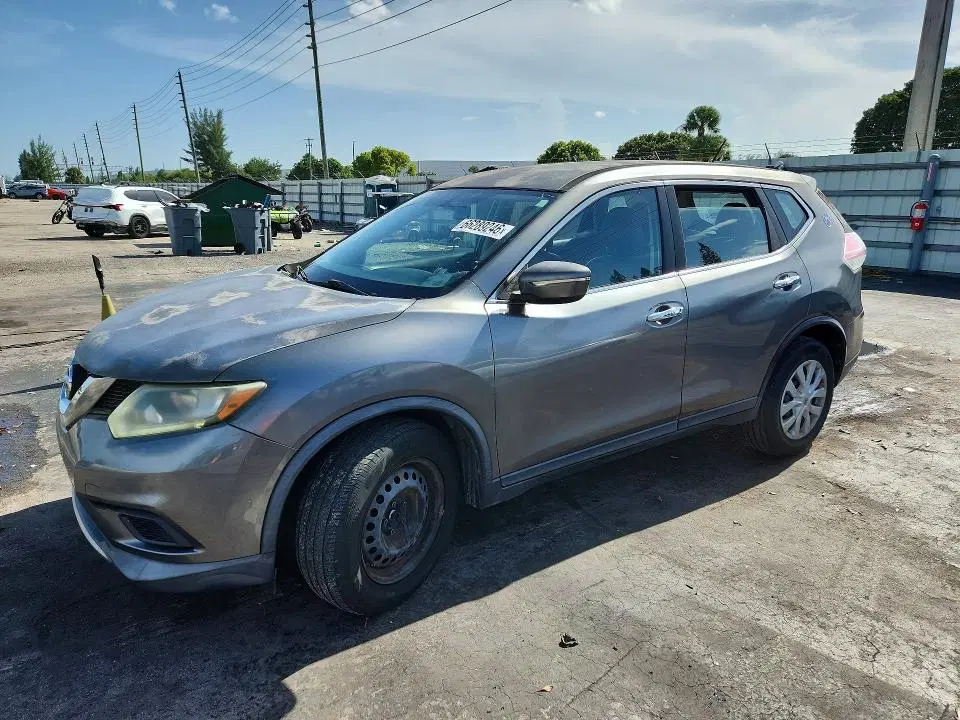 KNMAT2MT4FP549809 — 2015 Nissan Rogue, Мелкие вмятины и царапины, фото до ремонта