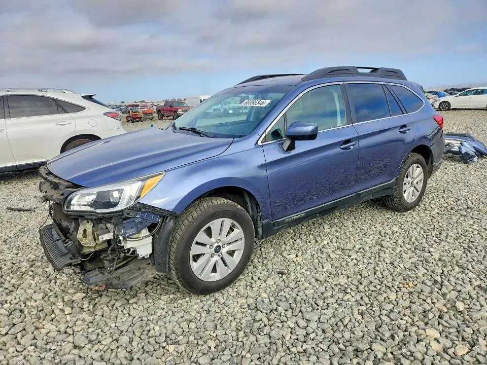 4S4BSACC8H3263387 — 2017 Subaru Outback, Передняя часть, фото до ремонта