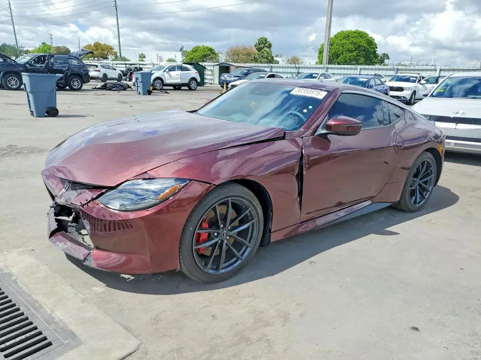 JN1BZ4BH8RM361669 — 2024 Nissan Z, Передняя часть, фото до ремонта
