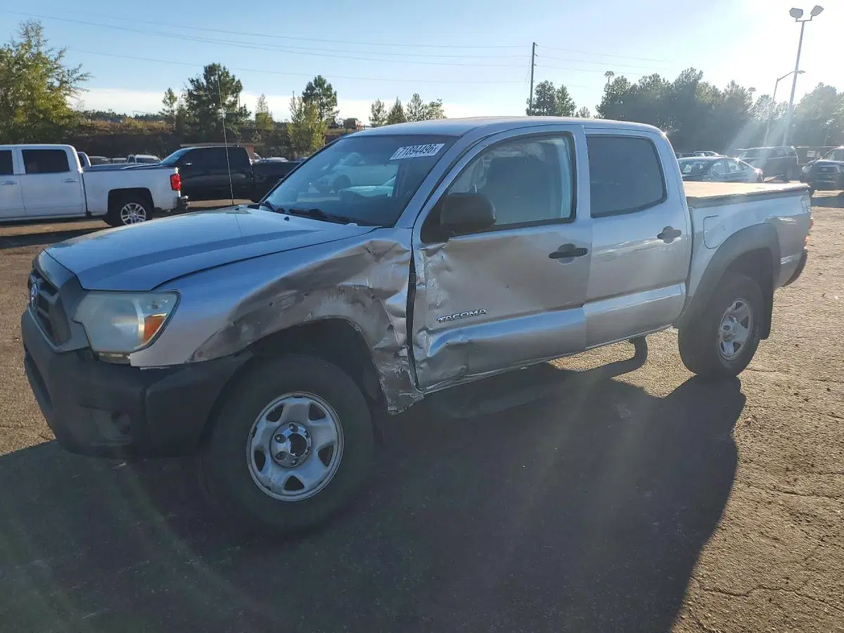 5TFJX4GN8DX018865 — 2013 Toyota Tacoma, Сторона, фото до ремонта