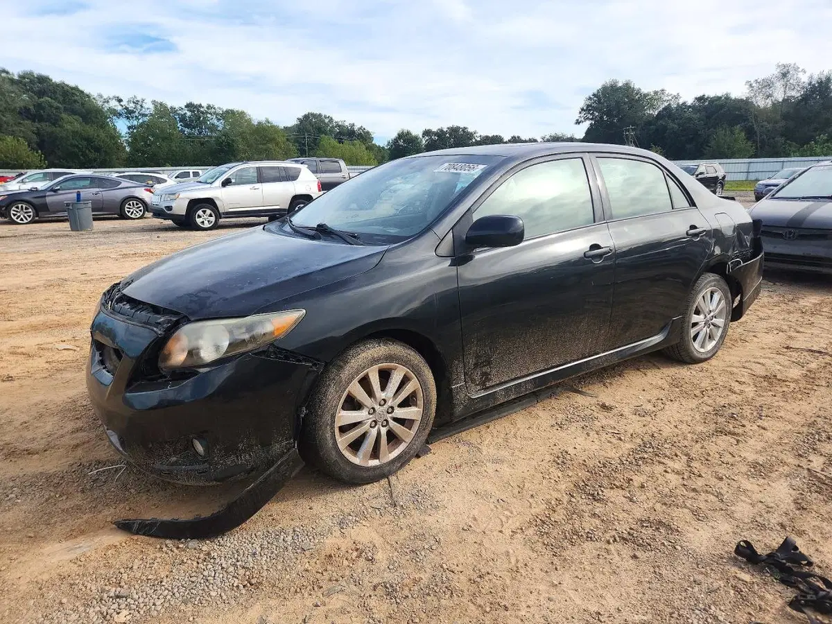 1NXBU40E99Z015565 — 2009 Toyota Corolla, Задняя часть, фото до ремонта