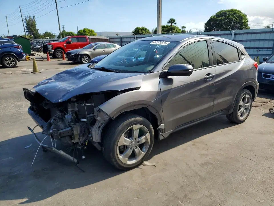 3CZRU5H5XGM715605 — 2016 Honda HR-V, Передняя часть, фото до ремонта
