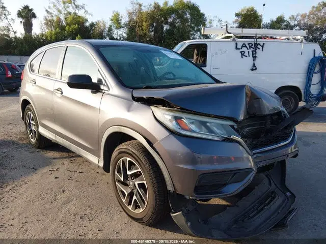 2HKRM3H45GH537092 — 2016 Honda CR-V SE, Передняя часть (Front End), фото до ремонта