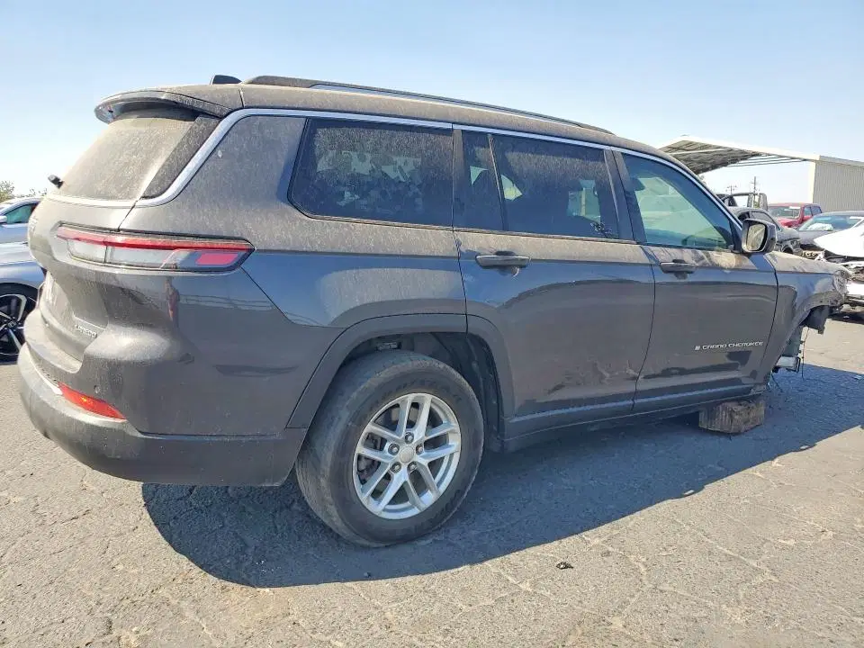 2023 Jeep Grand Cherokee VIN 1C4RJKAG8P8731721 фото 3