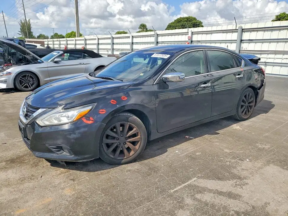 1N4AL3AP5HC260368 — 2017 Nissan Altima, Задняя часть, фото до ремонта
