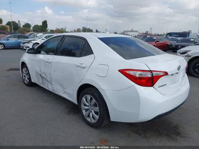2015 Toyota COROLLA LE VIN 5YFBURHE7FP235964 фото 3