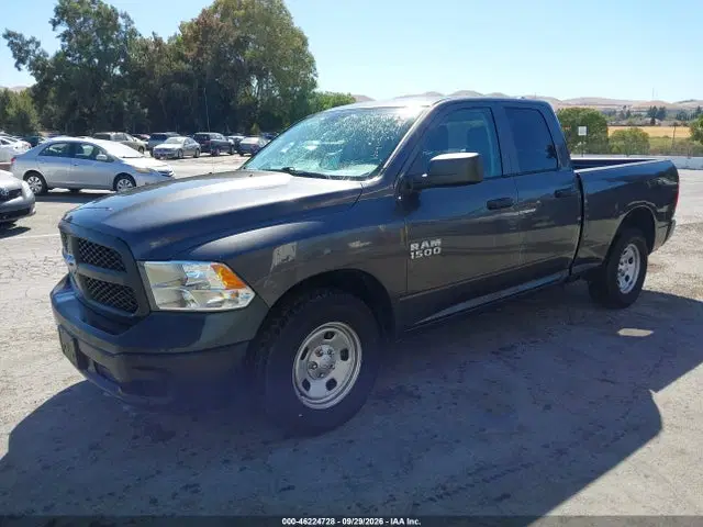 2016 RAM 1500 Tradesman VIN 1C6RR6FG8GS375600 фото 2