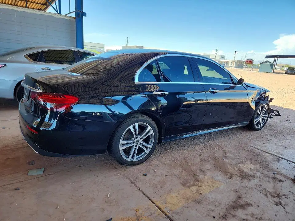 2022 Mercedes-Benz E VIN W1KZF8DB9NB044211 фото 3