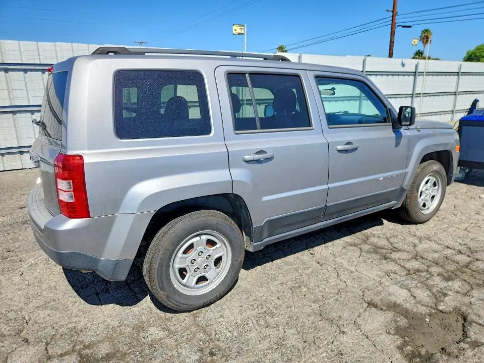 2015 Jeep Patriot VIN 1C4NJPBA0FD280571 фото 3