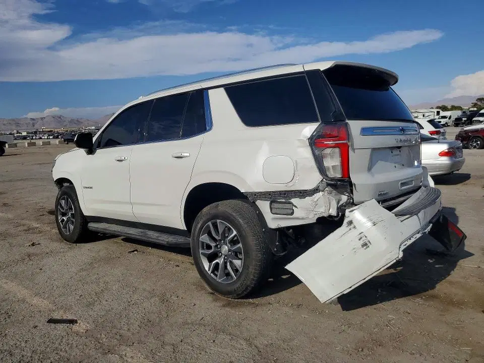 2021 Chevrolet Tahoe VIN 1GNSCNKTXMR395639 фото 2